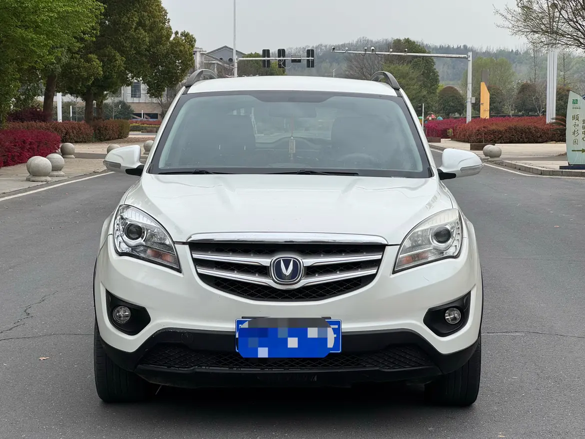 Changan CS35  из Китая