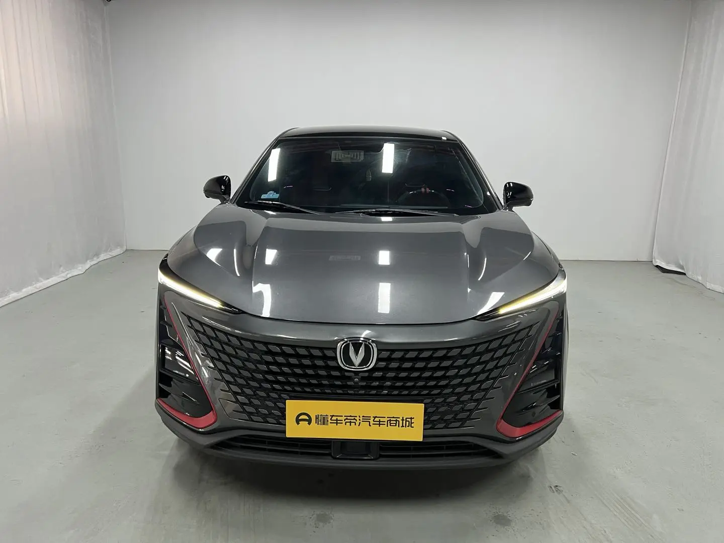 Changan UNI-T  из Китая