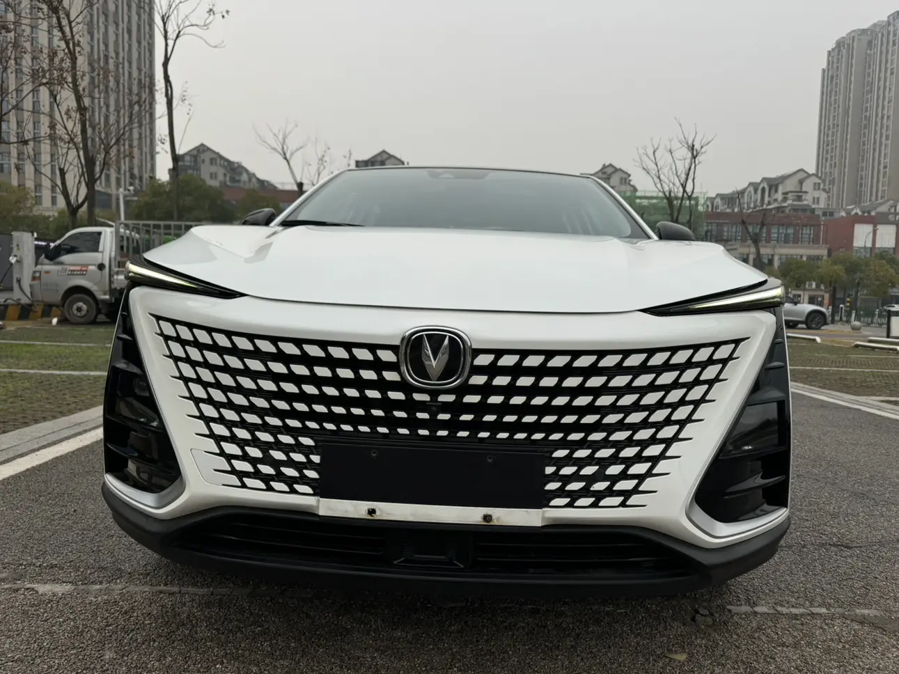 Changan UNI-T  из Китая