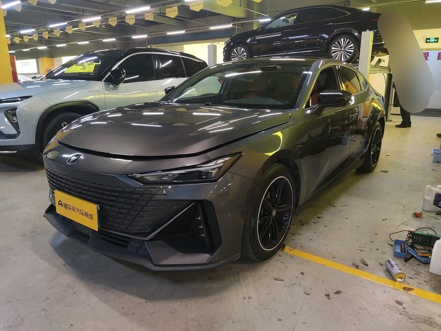 Changan UNI-V  из Китая