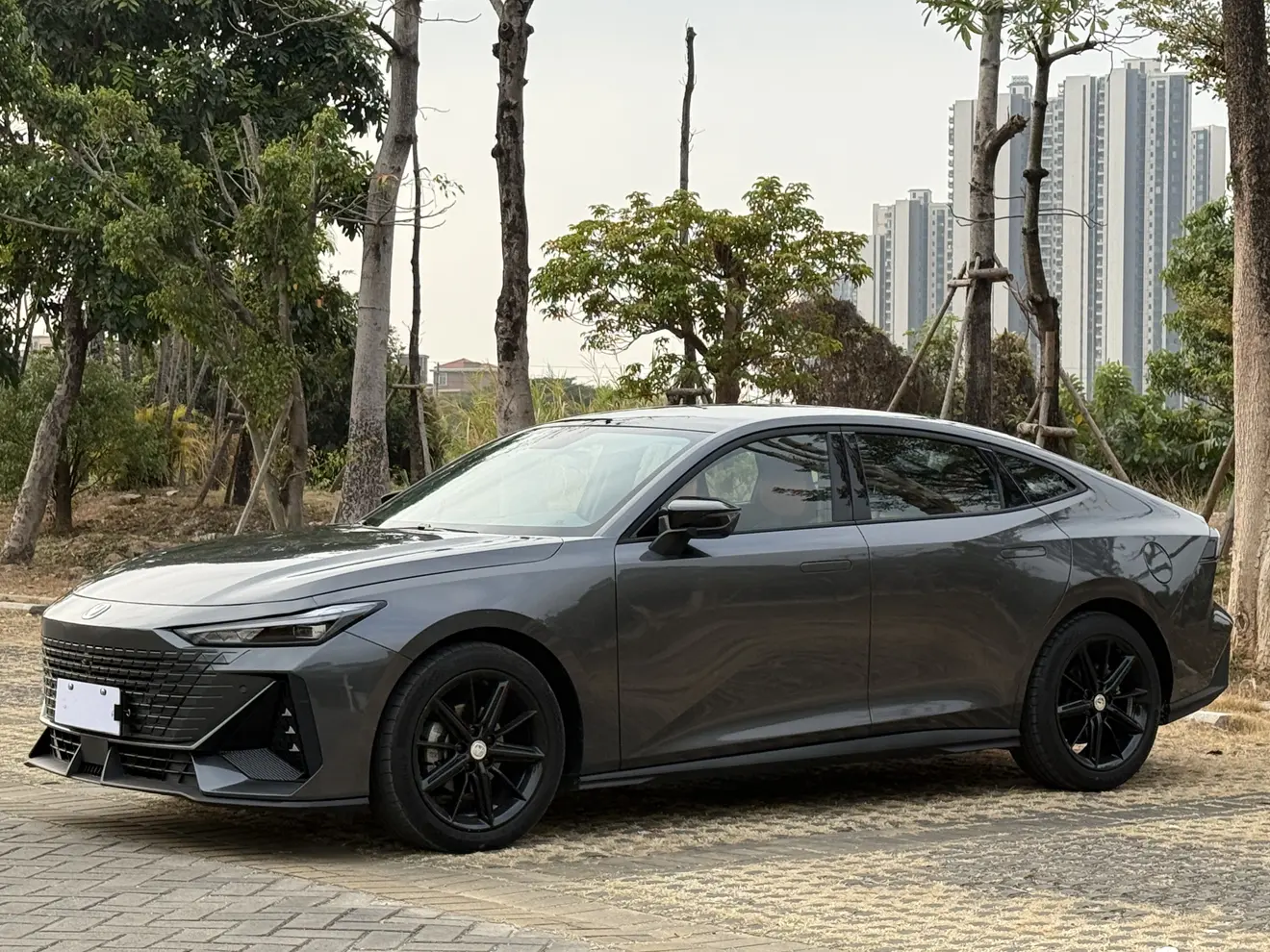 Changan UNI-V  из Китая