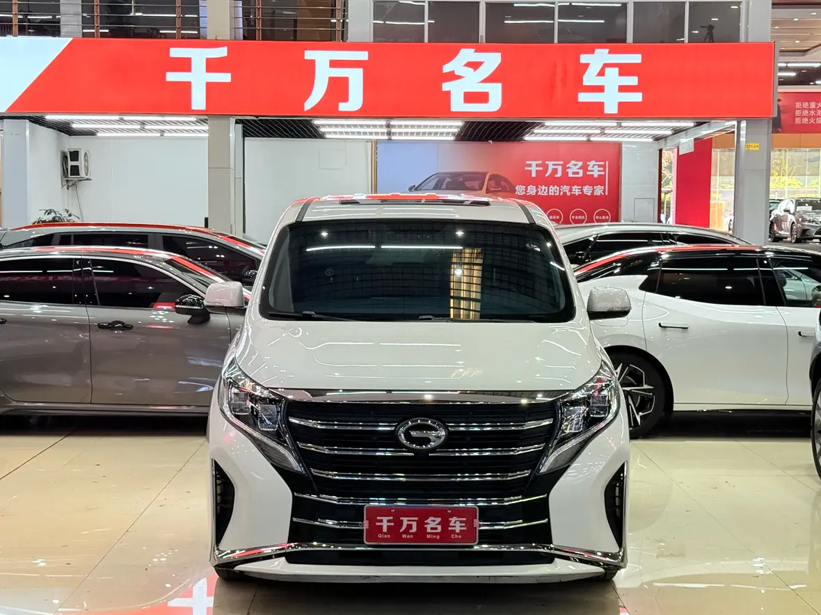 GAC Trumpchi M8  из Китая