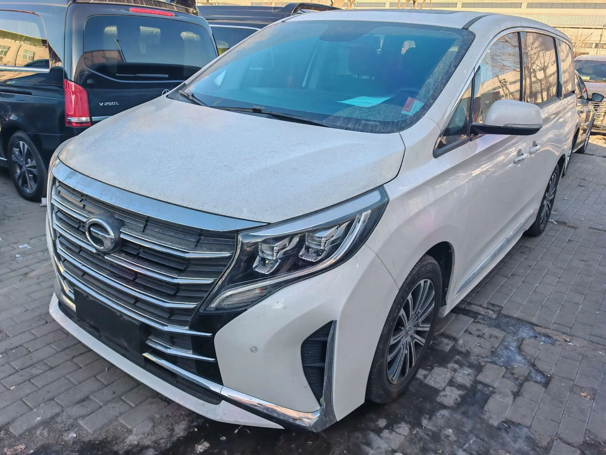 GAC Trumpchi M8  из Китая