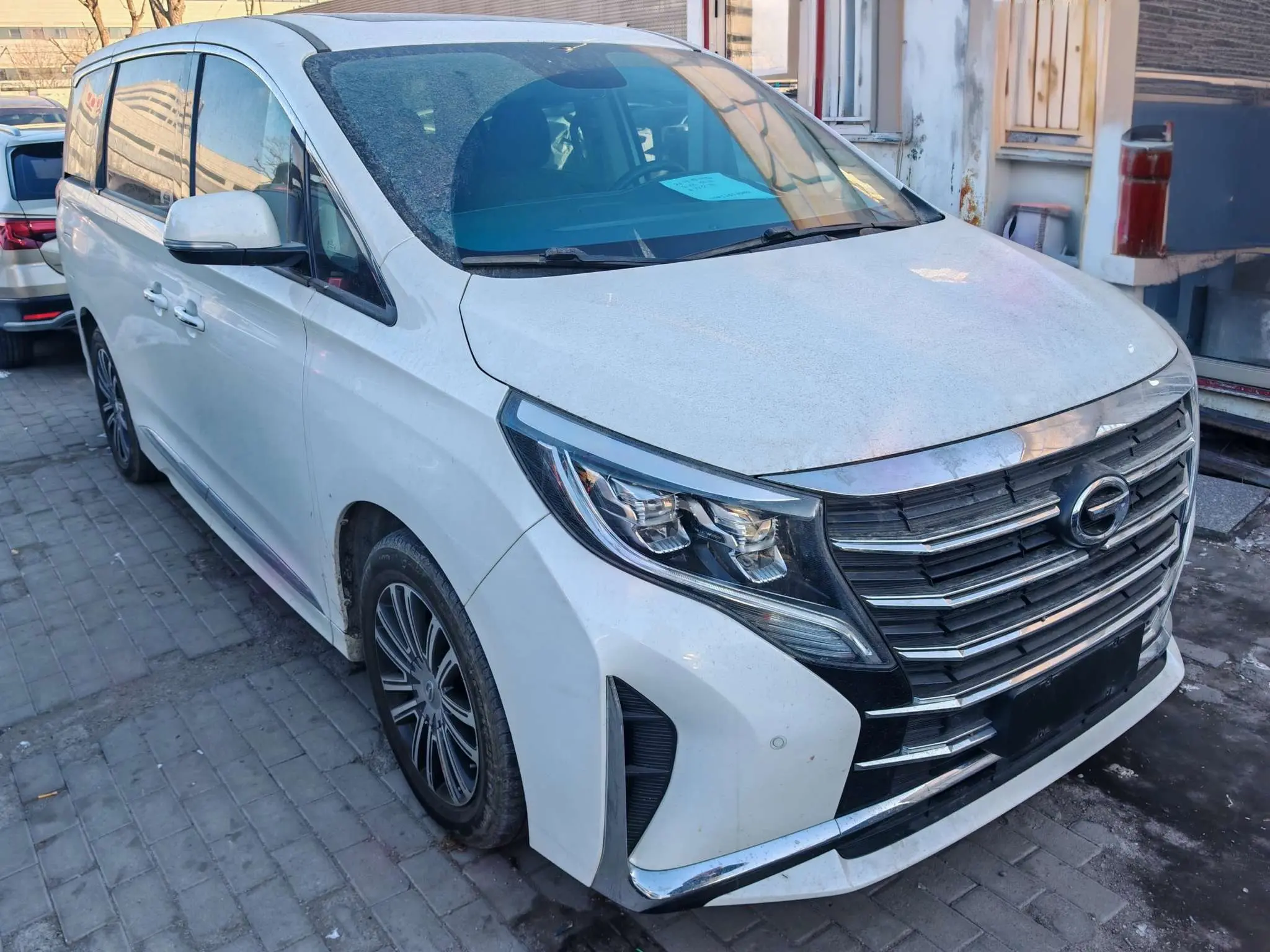 GAC Trumpchi M8  из Китая