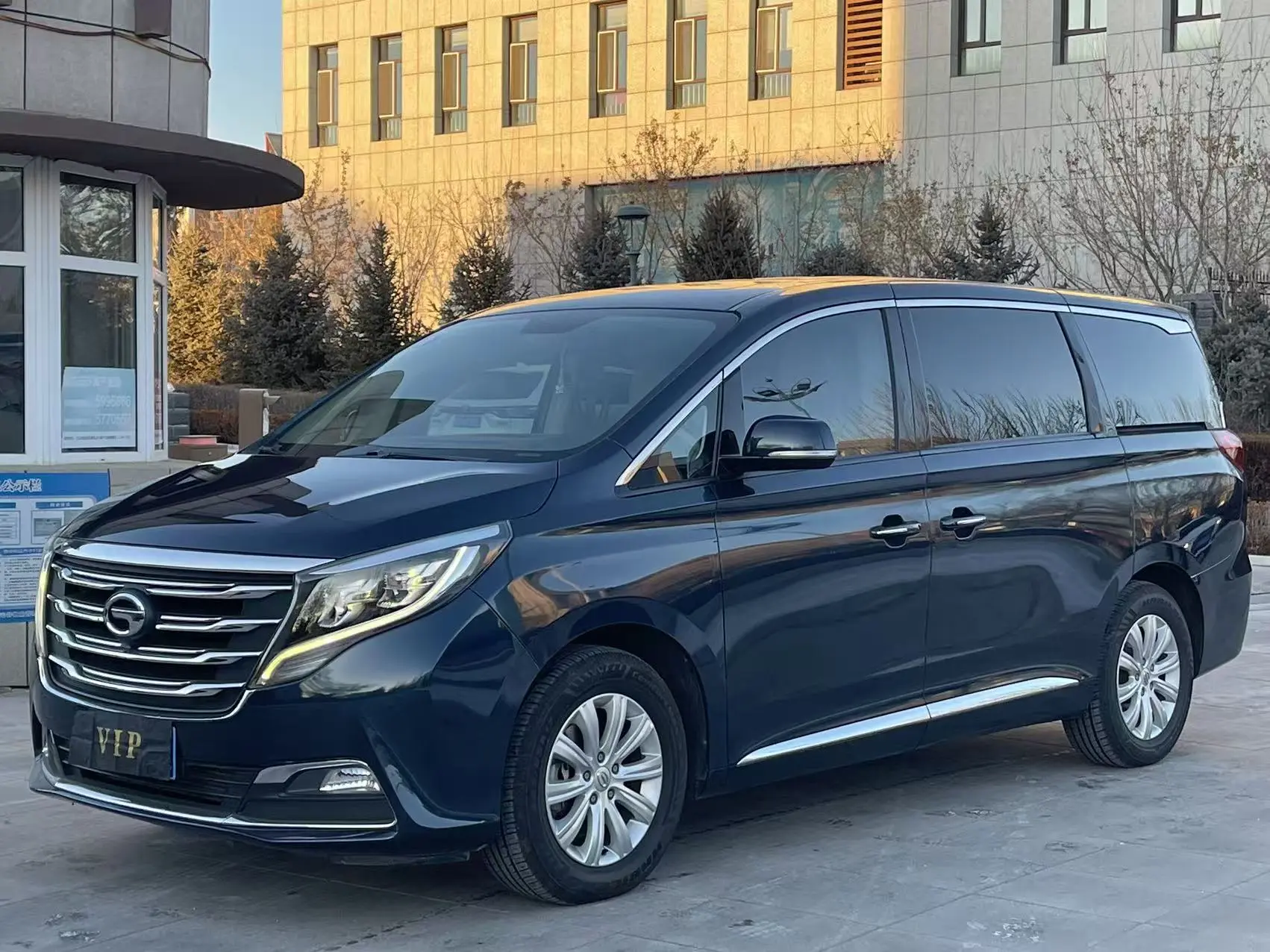 GAC Trumpchi M8  из Китая