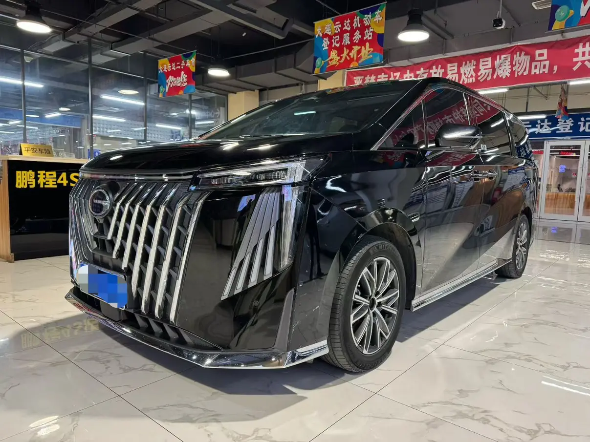 GAC Trumpchi M8  из Китая