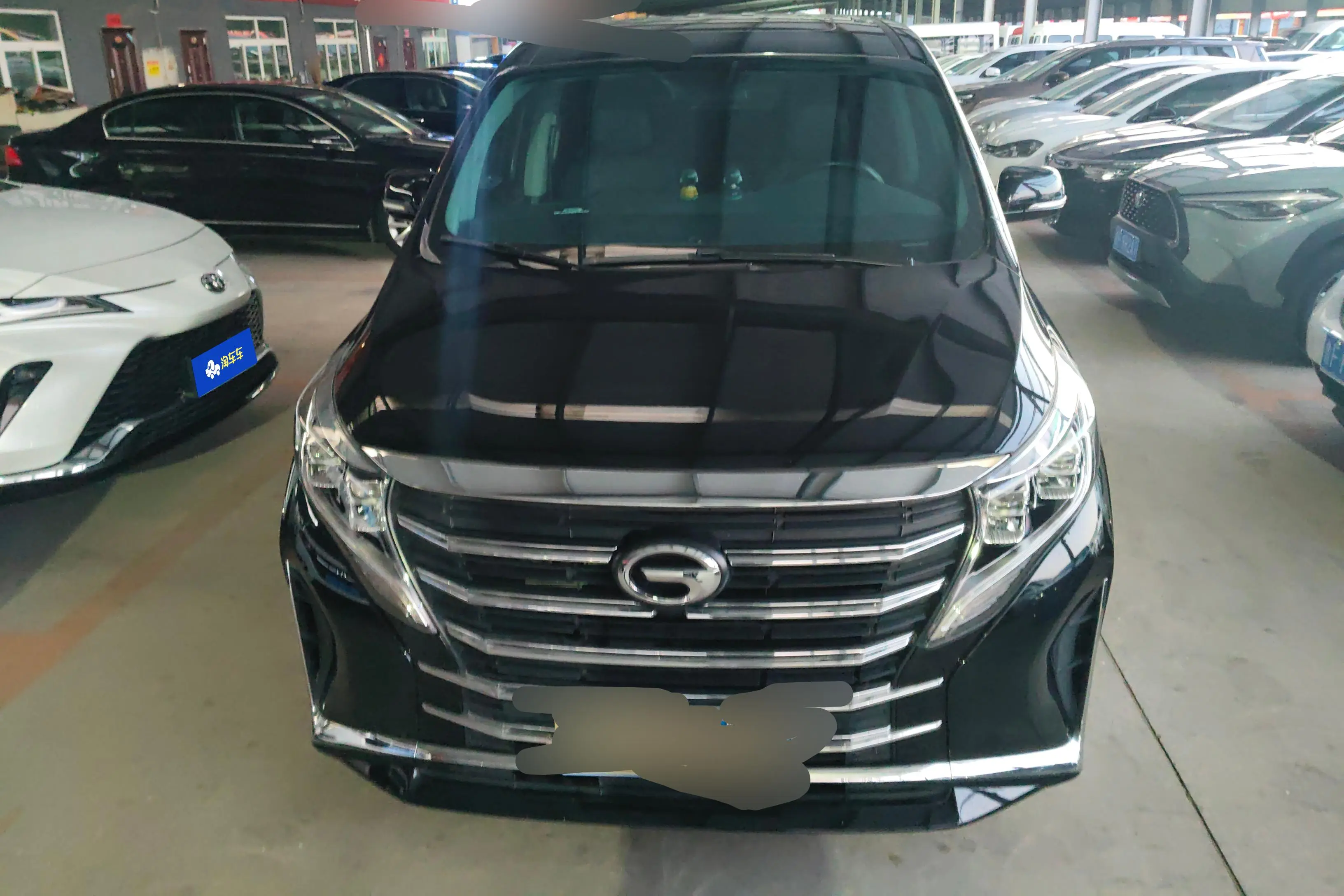 GAC Trumpchi M8  из Китая