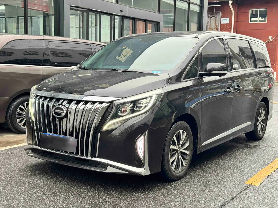 GAC Trumpchi M8  из Китая