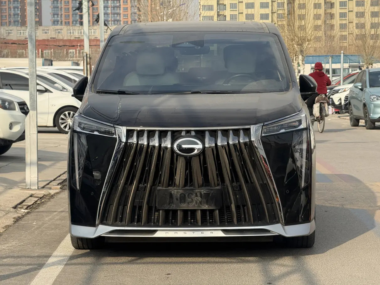 GAC Trumpchi M8  из Китая