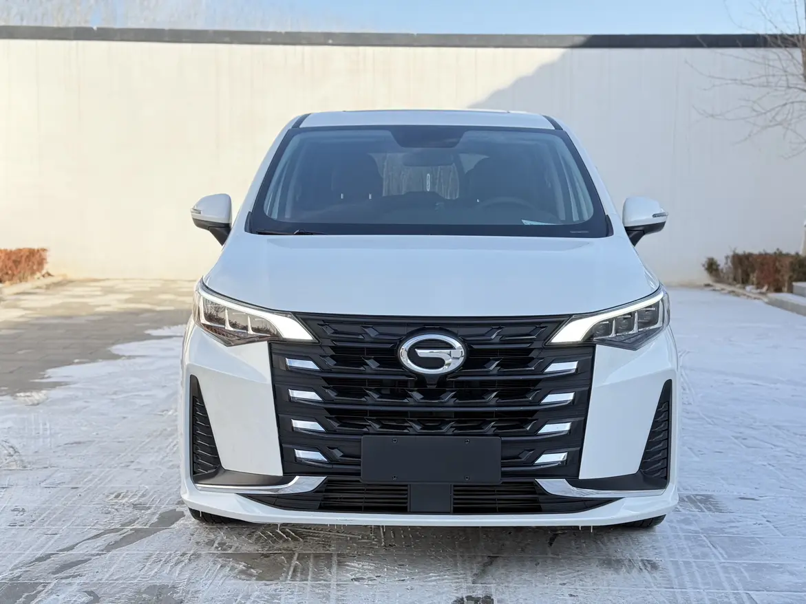 GAC Trumpchi M6  из Китая