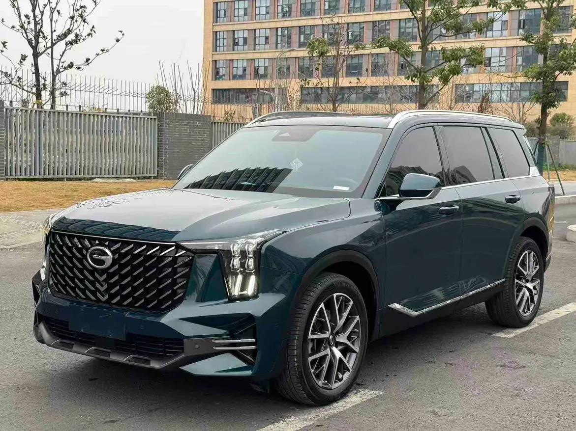 GAC Trumpchi GS8  из Китая