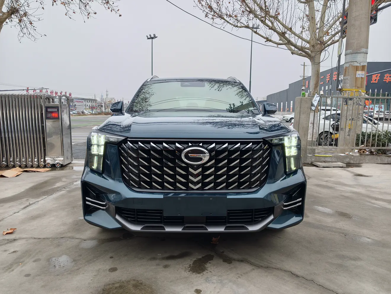 GAC Trumpchi GS8  из Китая