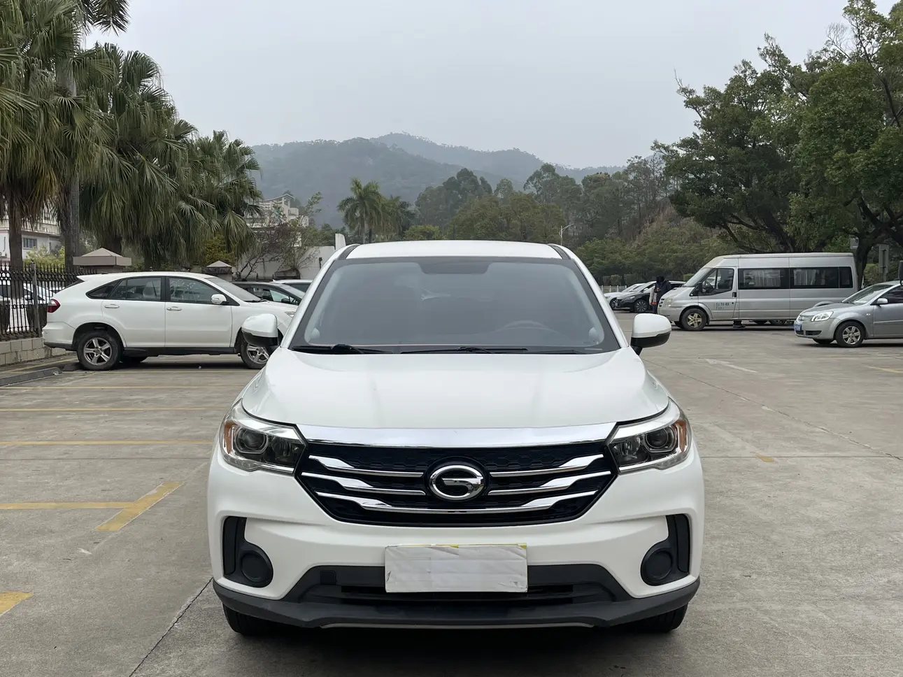 GAC Trumpchi GS4  из Китая