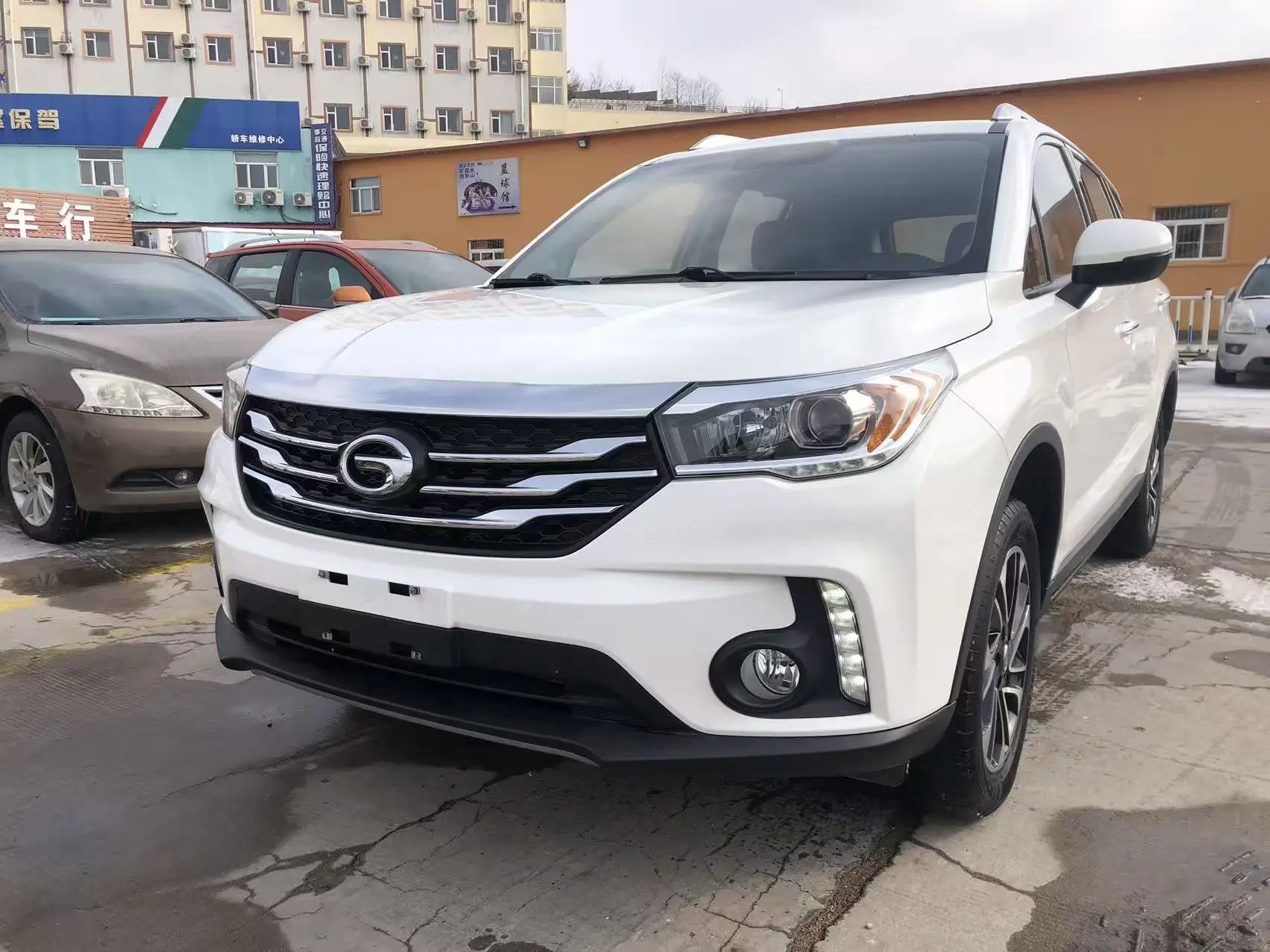 GAC Trumpchi GS4  из Китая