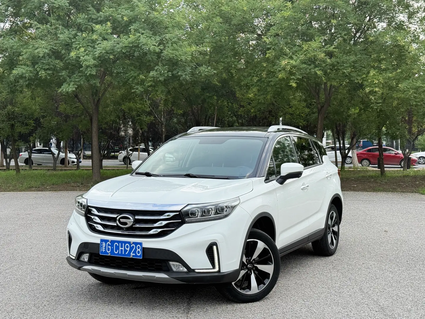 GAC Trumpchi GS4  из Китая