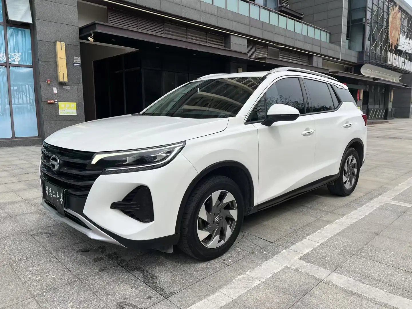GAC Trumpchi GS4  из Китая