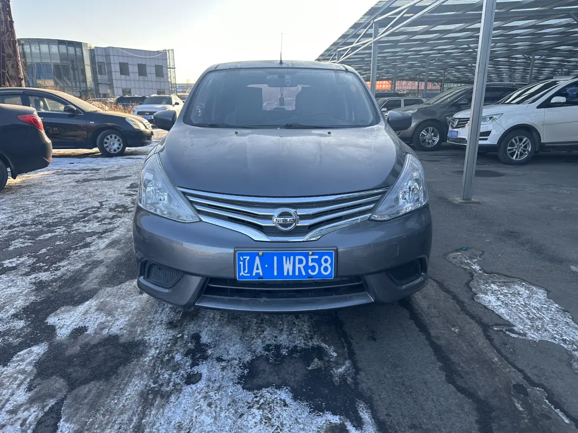 Nissan Li Wei  из Китая