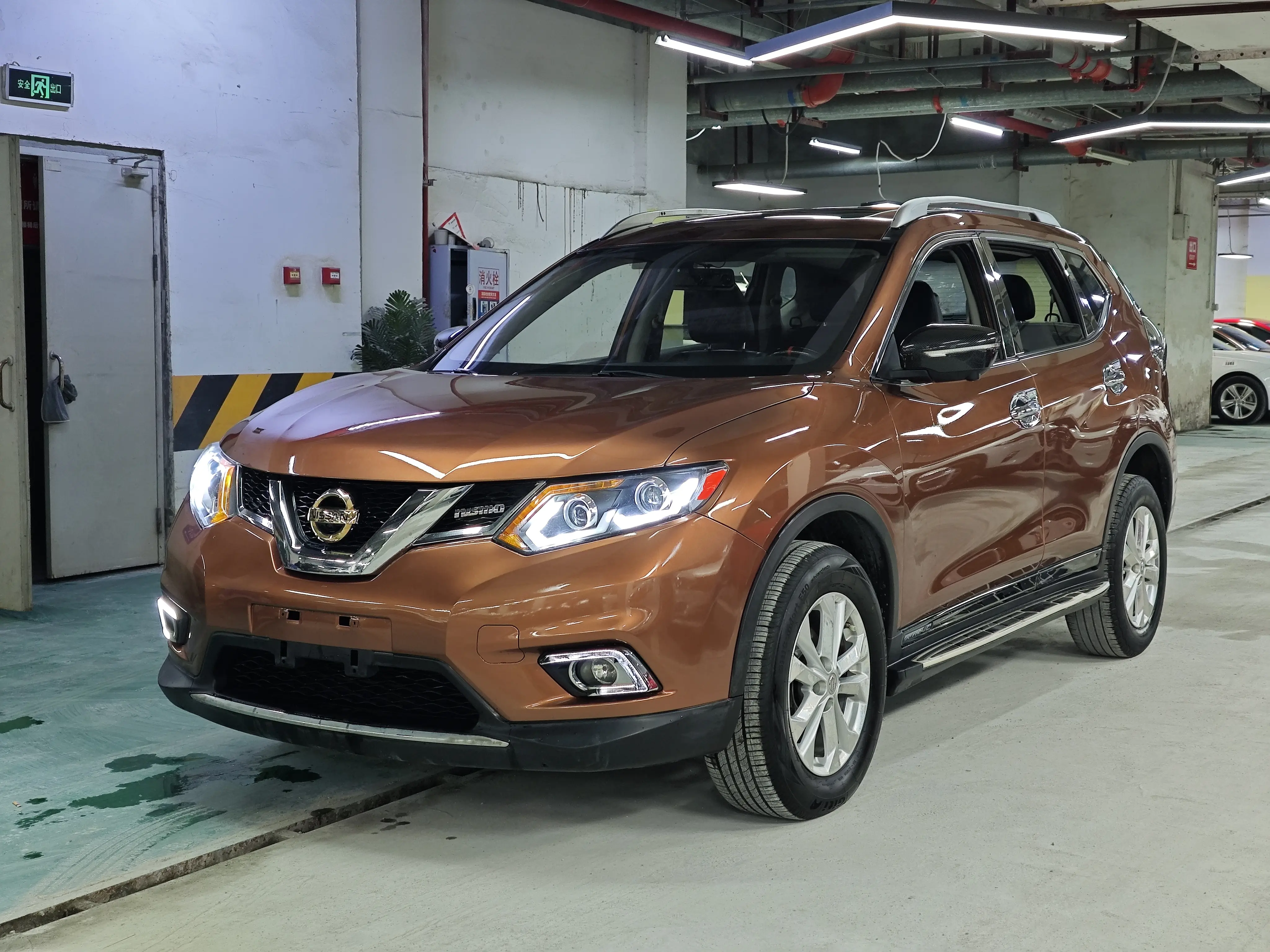 Nissan X-Trail (Qijun)  из Китая