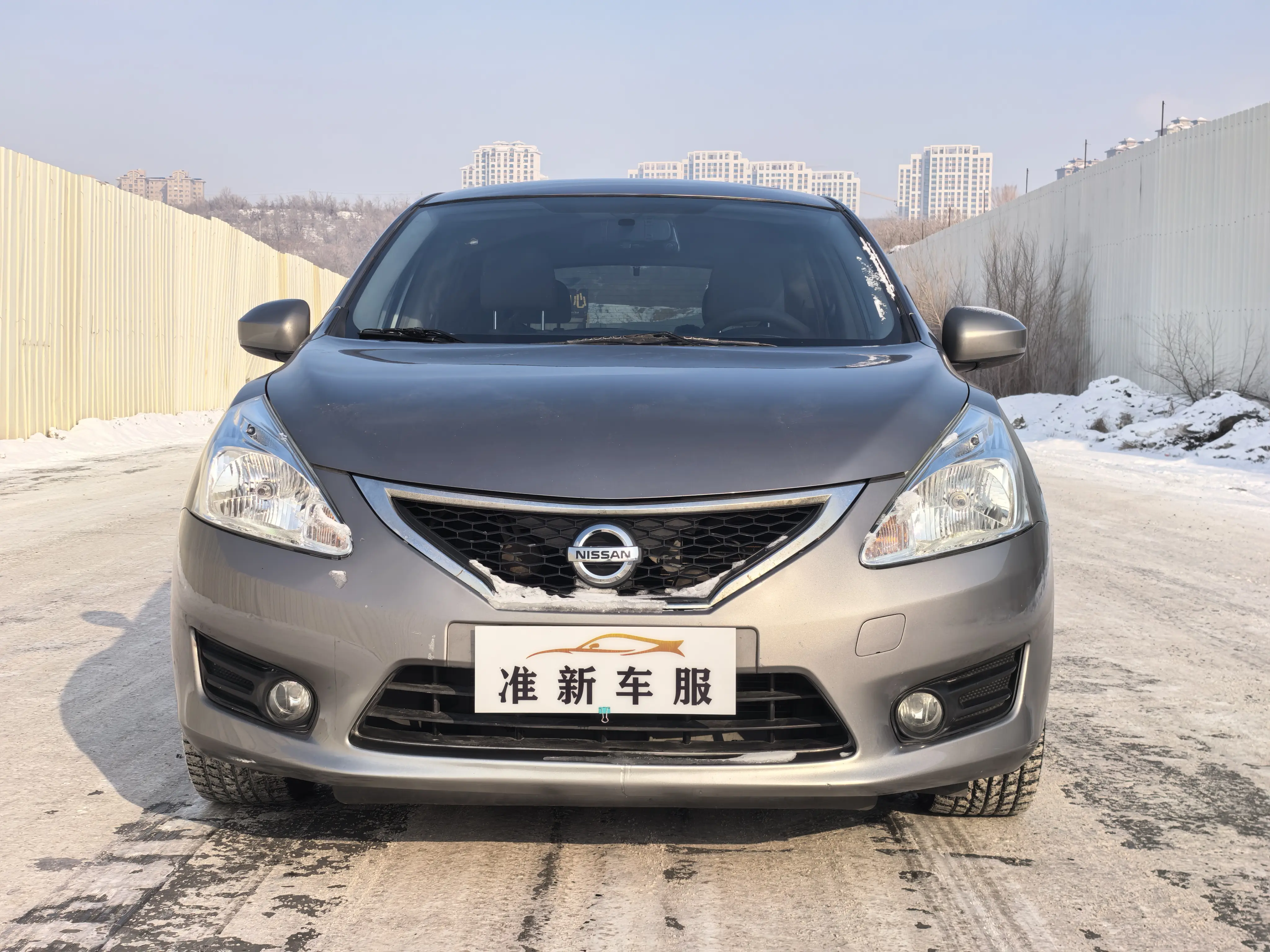 Nissan Tiida  из Китая