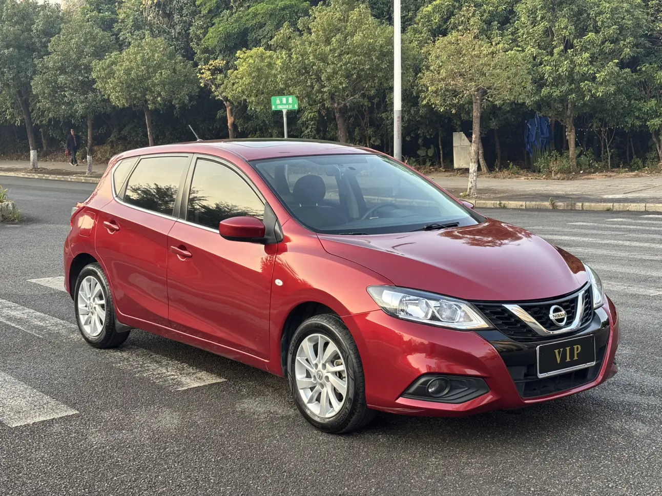 Nissan Tiida  из Китая