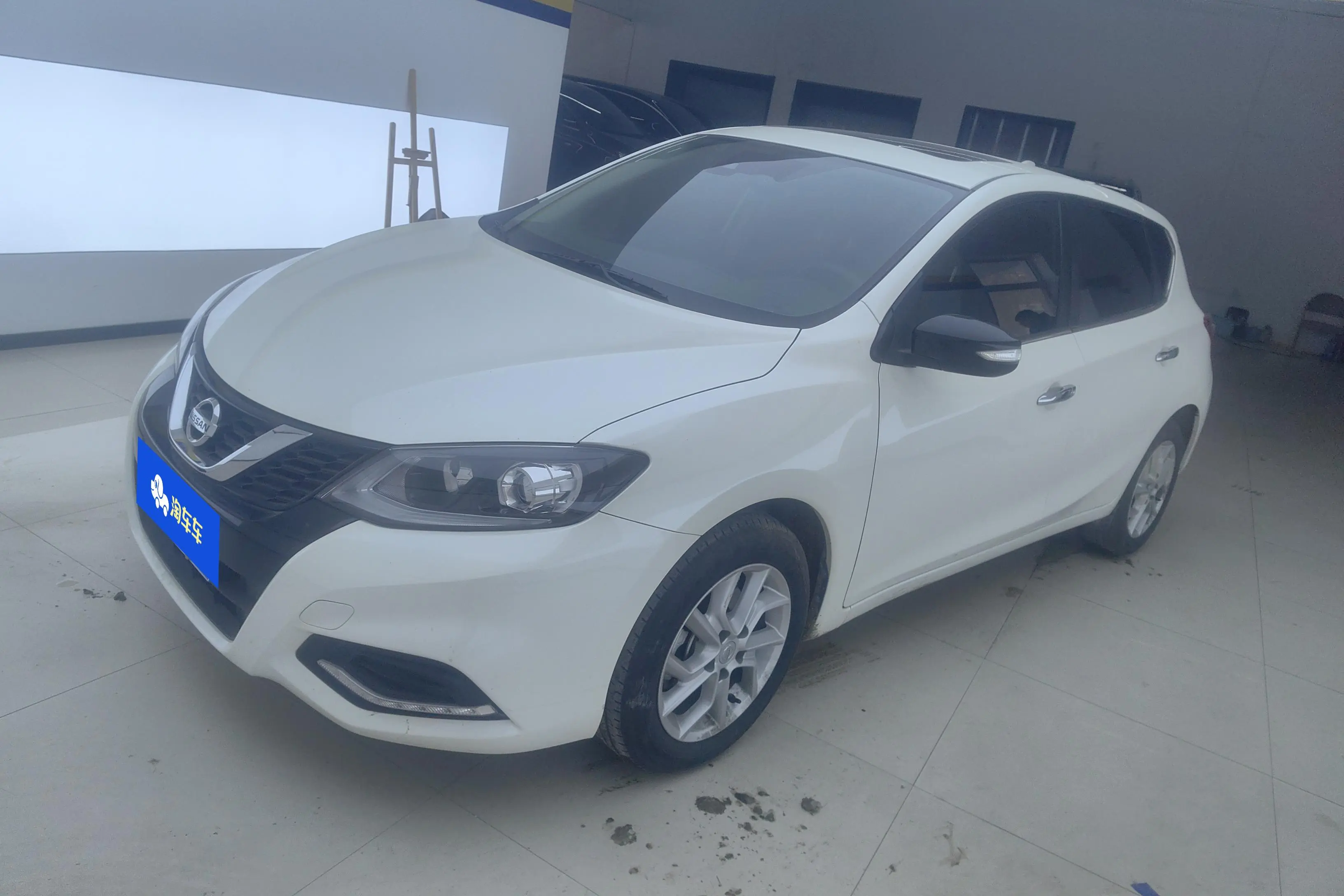 Nissan Tiida  из Китая