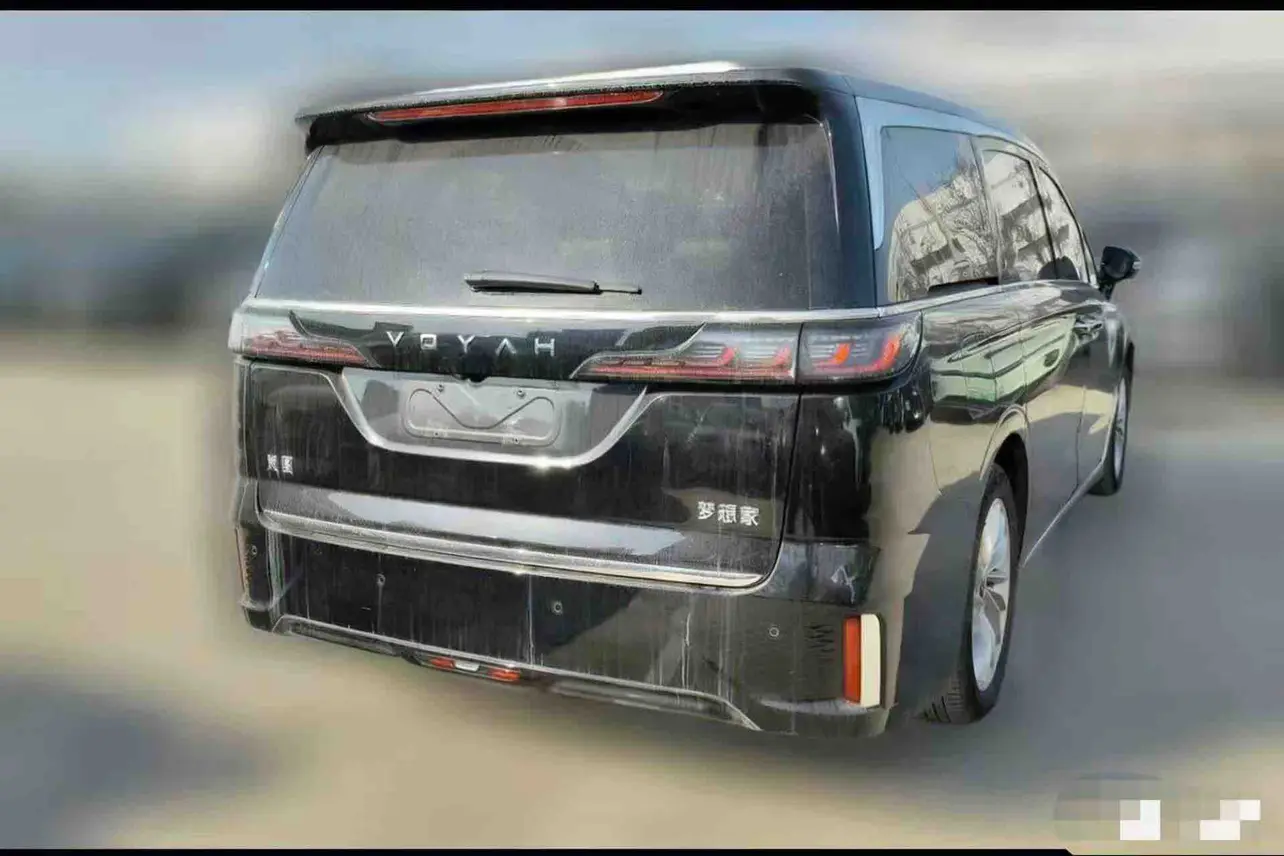 Voyah Lantu Dreamer EV  из Китая