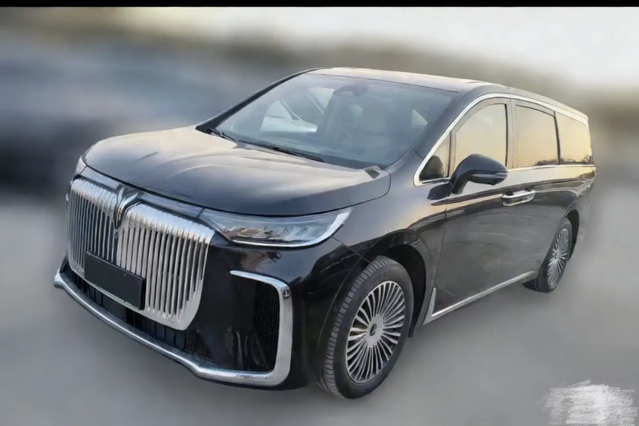 Voyah Lantu Dreamer PHEV  из Китая