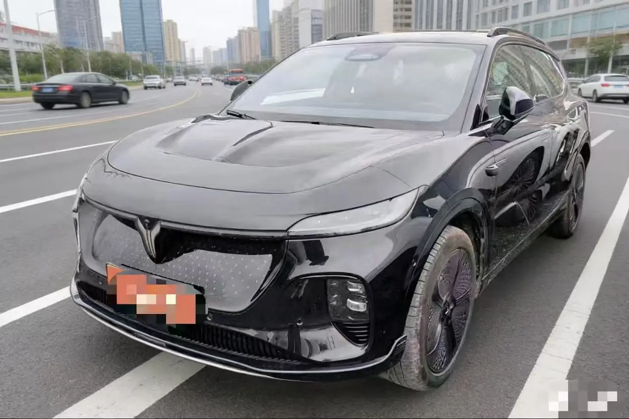 Voyah Courage  из Китая