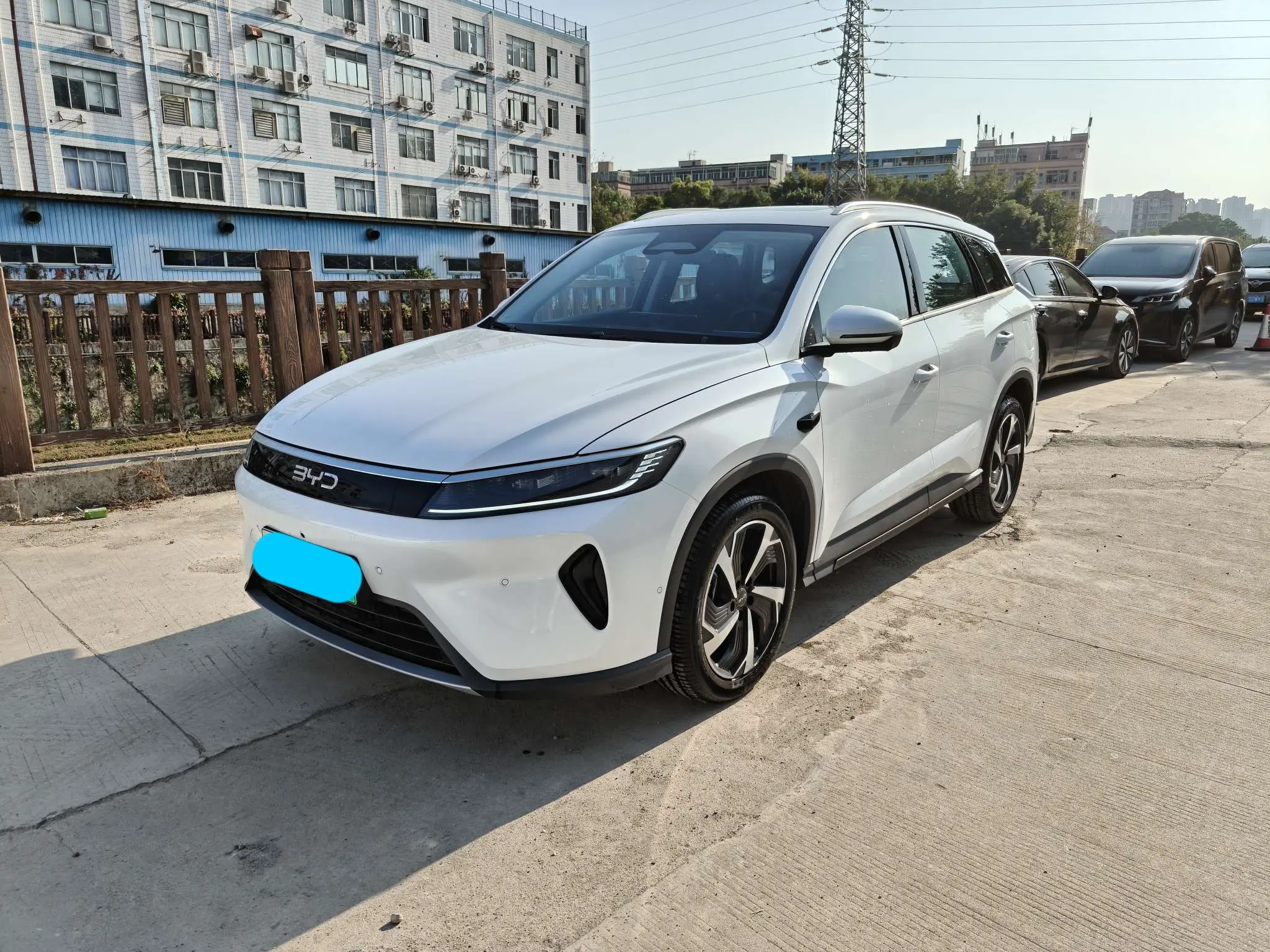 BYD Sea Lion 05DM  из Китая