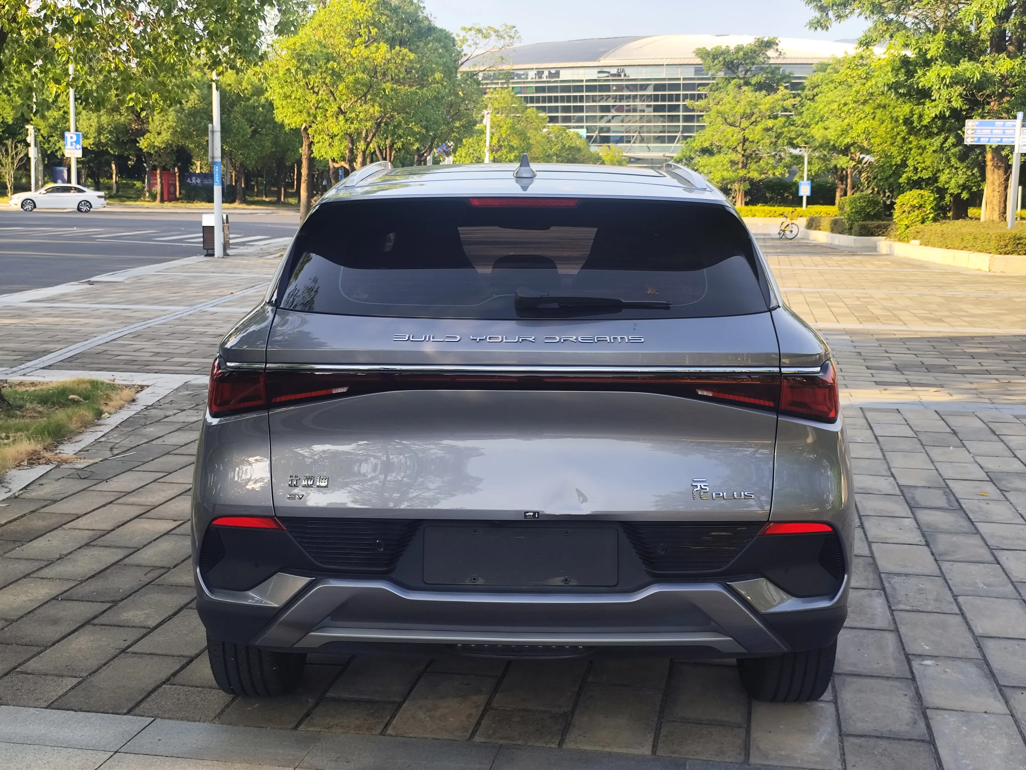 BYD Yuan PLUS  из Китая