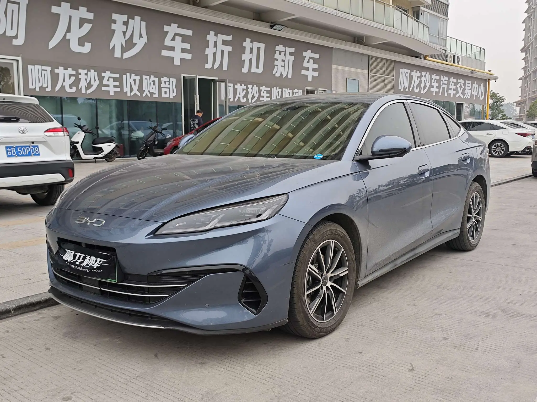 BYD Seal 06DM  из Китая