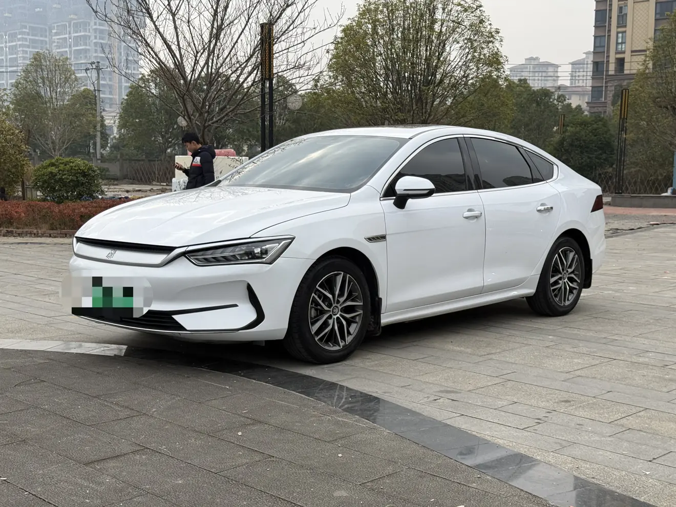 BYD Qin PLUS EV  из Китая