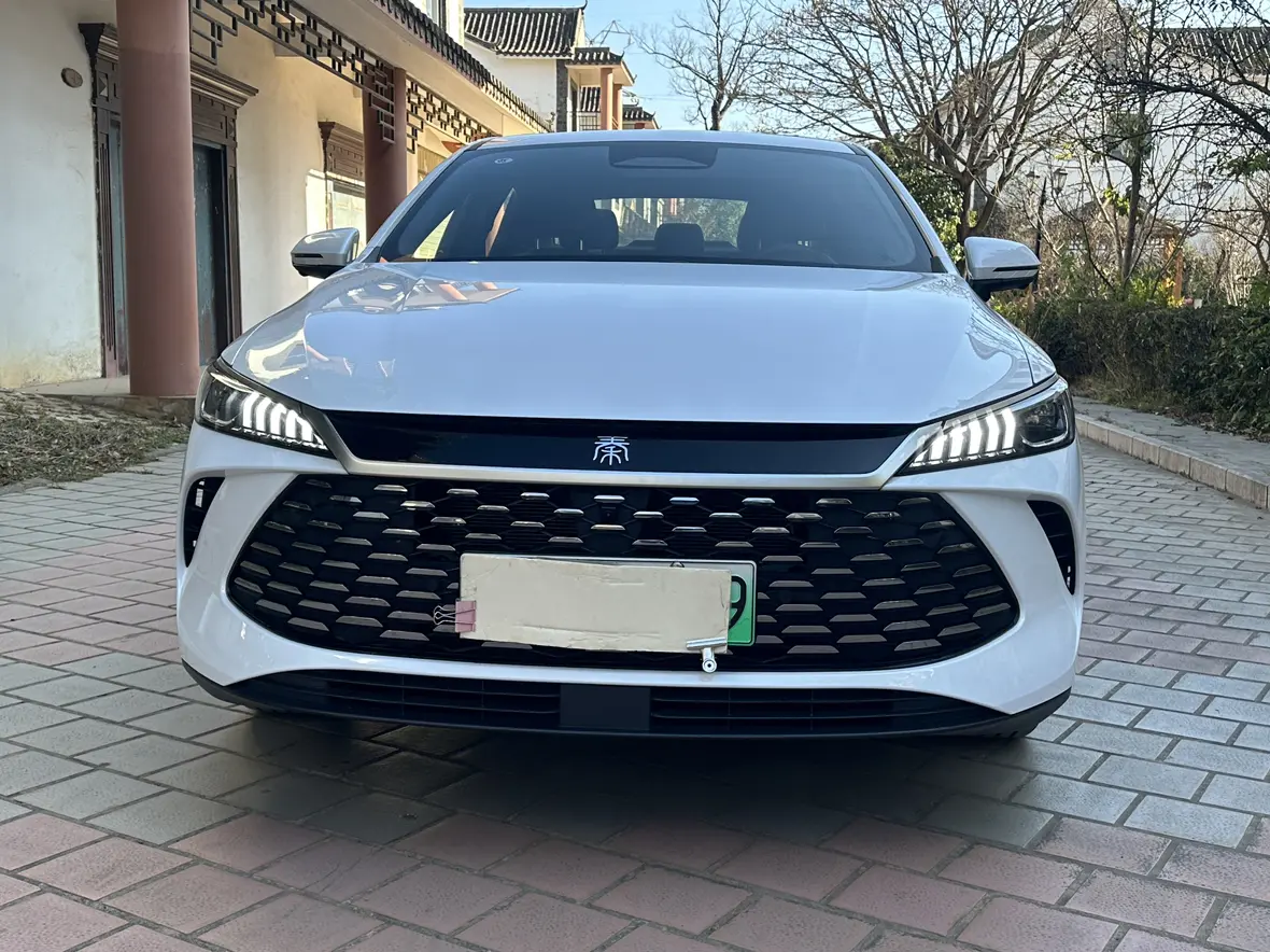 BYD Qin PLUS DM  из Китая