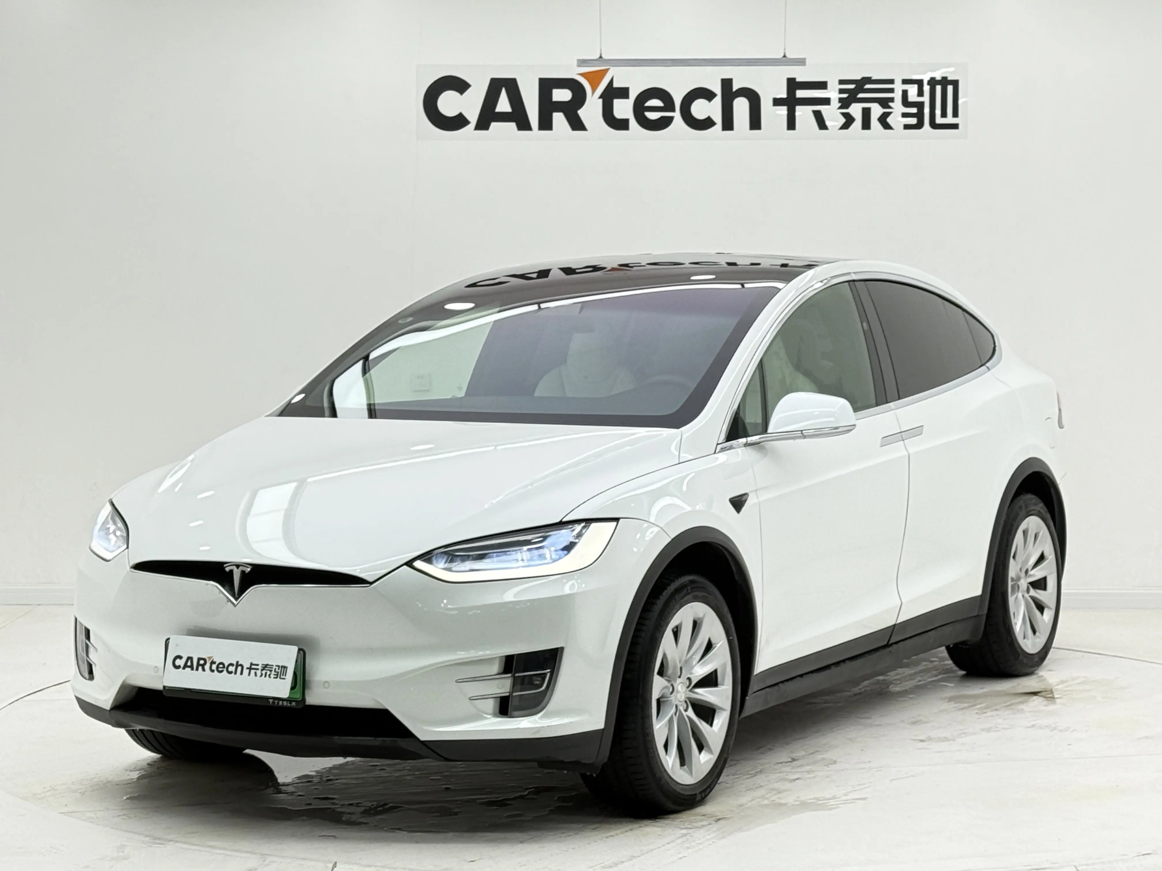 Tesla Model X  из Китая