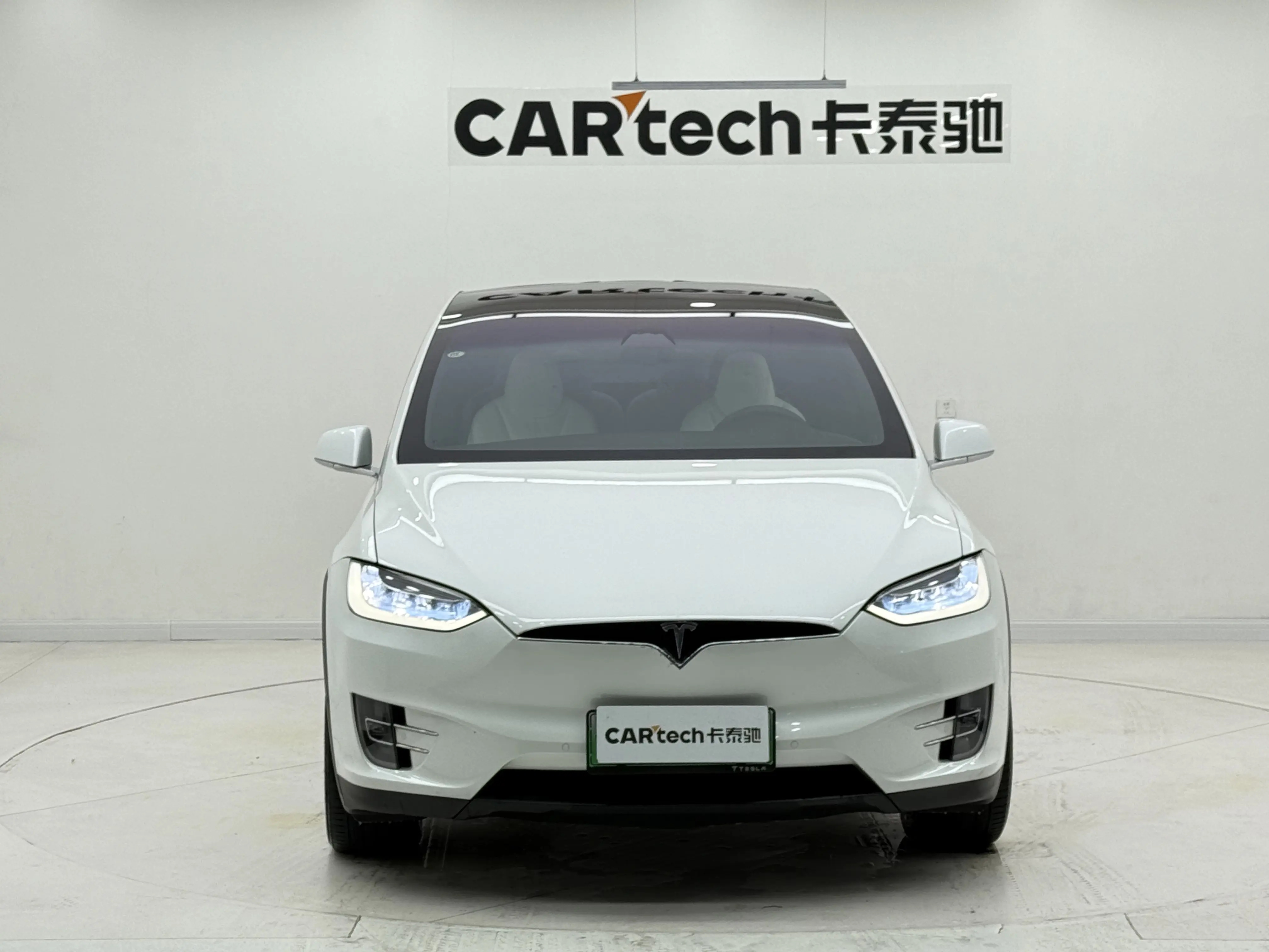 Tesla Model X  из Китая