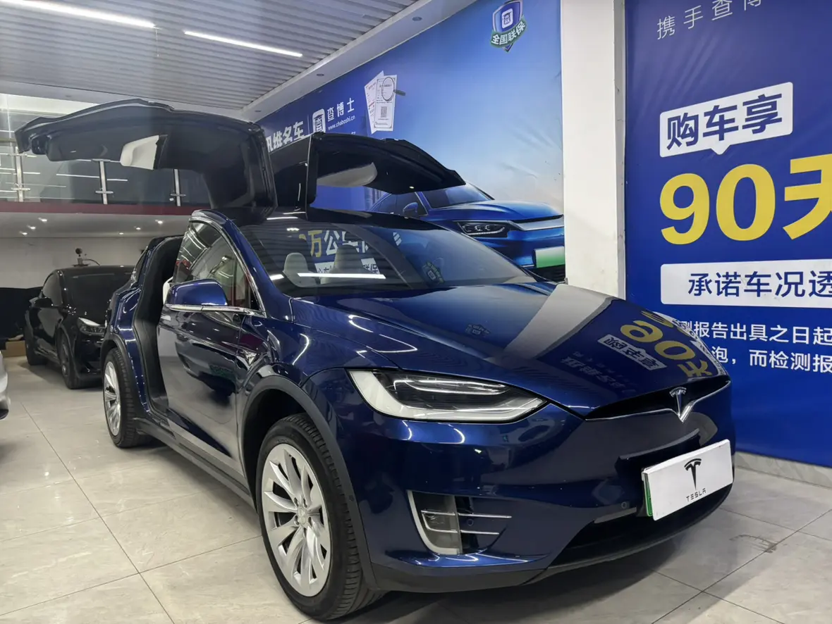 Tesla Model X  из Китая