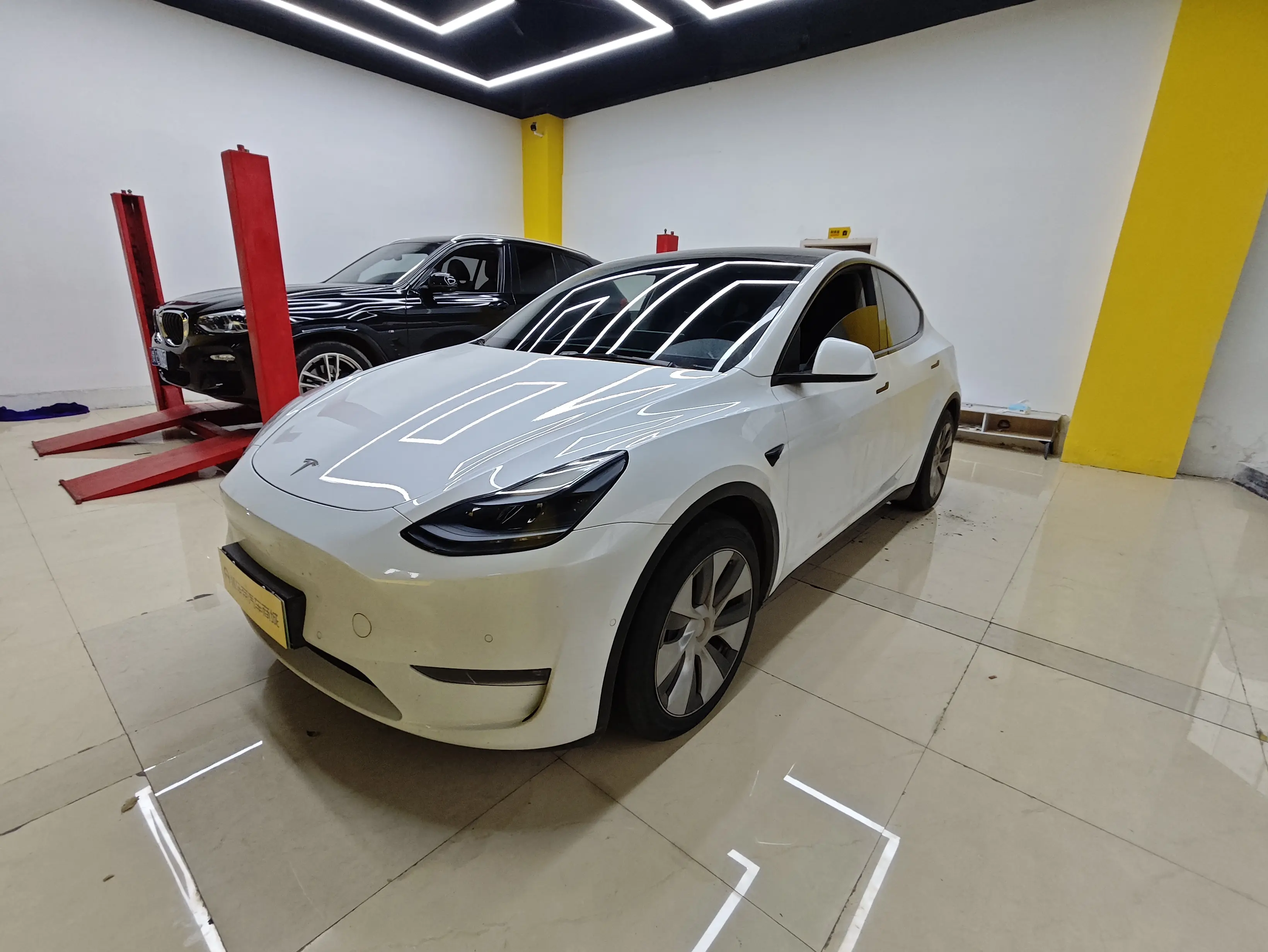 Tesla Model Y  из Китая