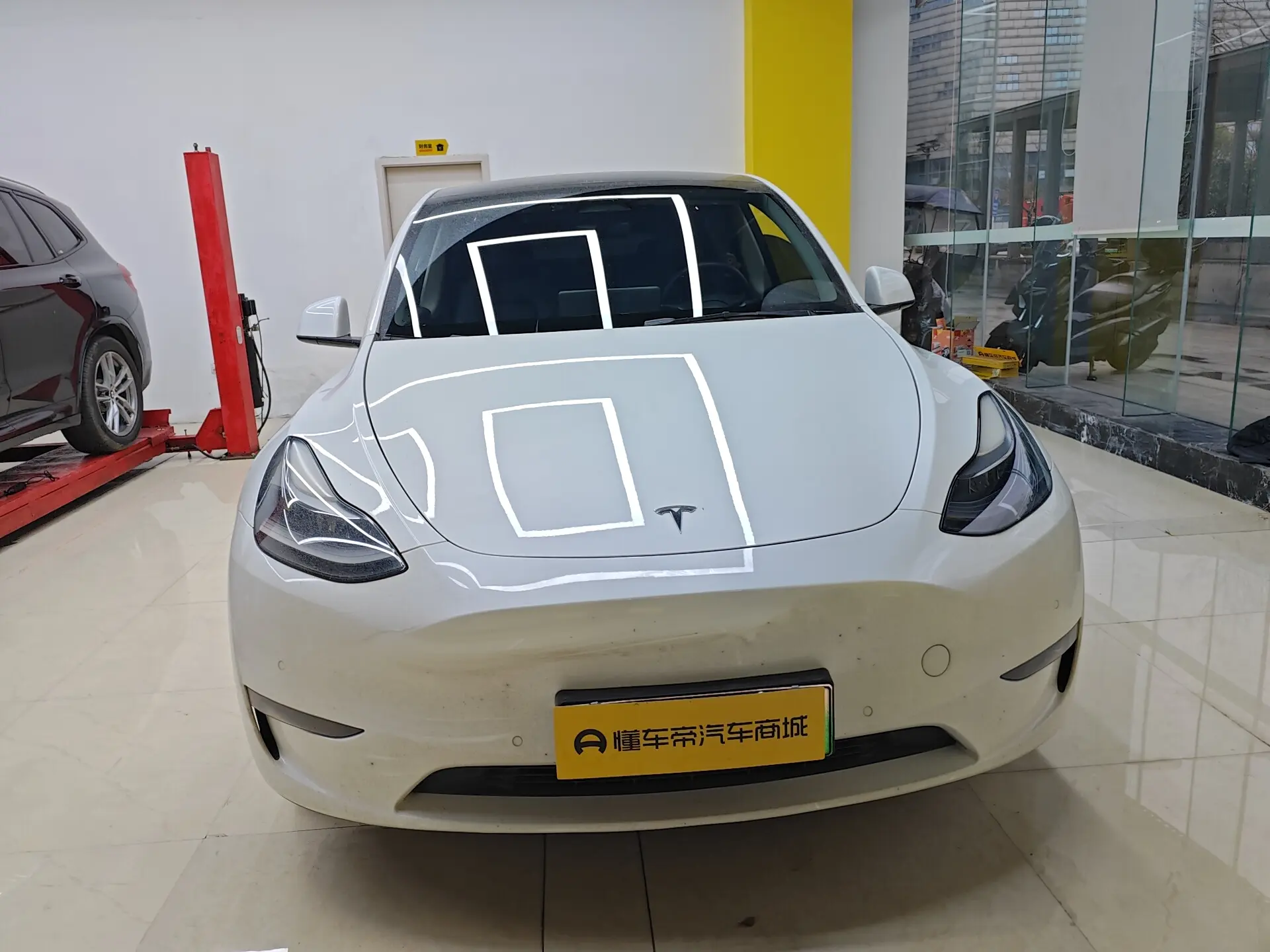 Tesla Model Y  из Китая