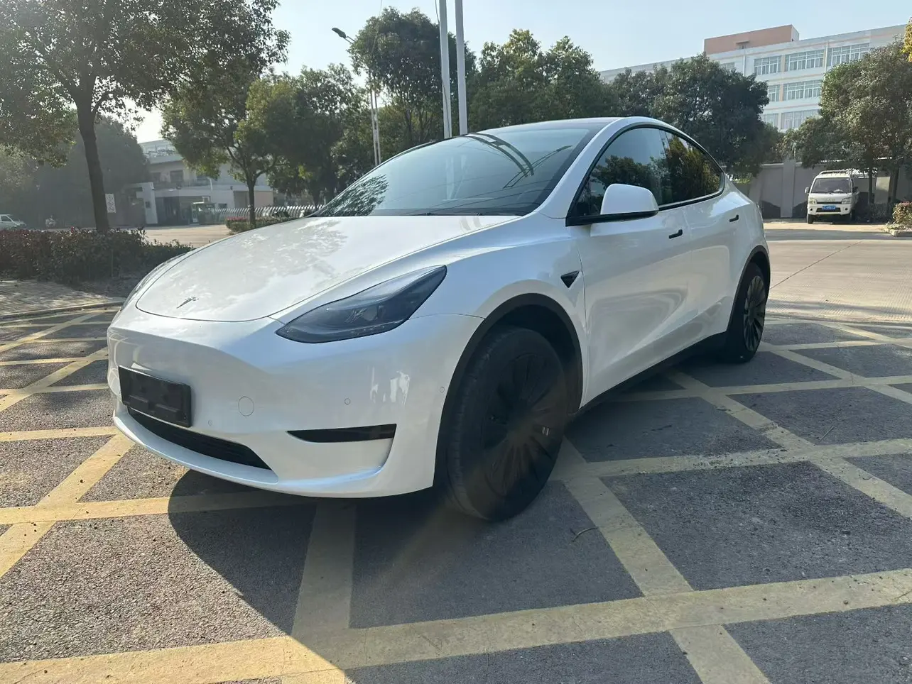 Tesla Model Y  из Китая