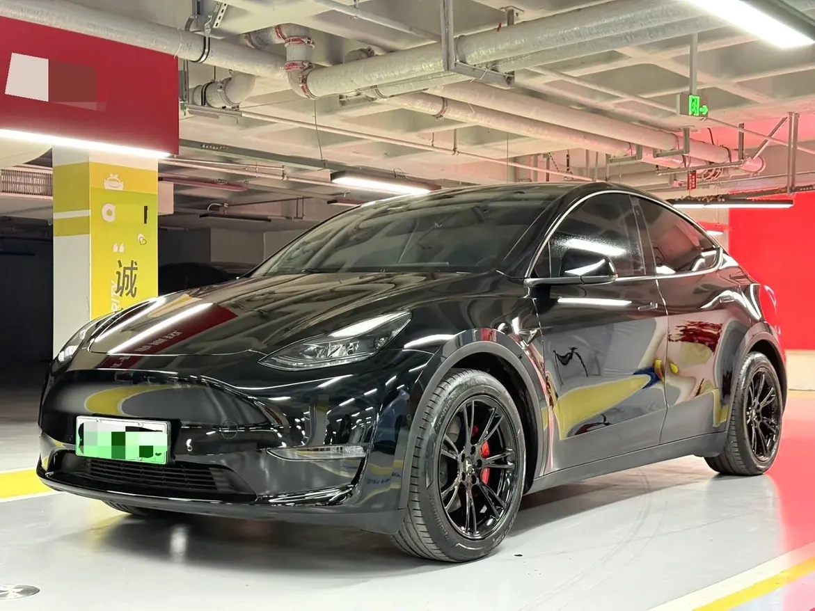 Tesla Model Y  из Китая