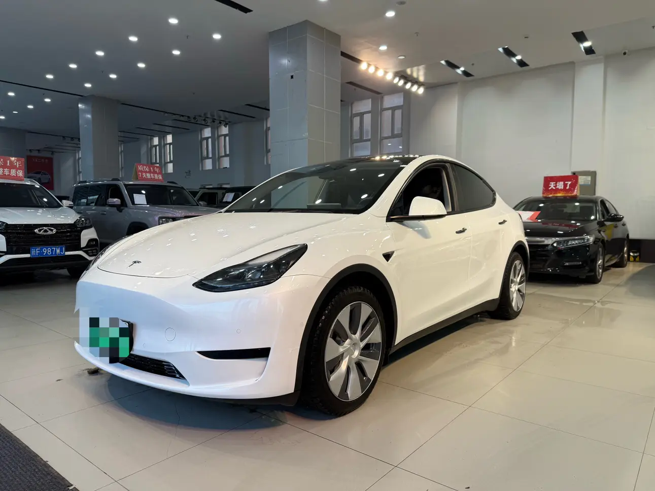 Tesla Model Y  из Китая
