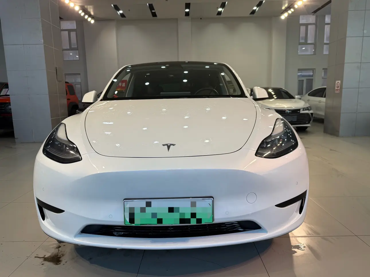 Tesla Model Y  из Китая