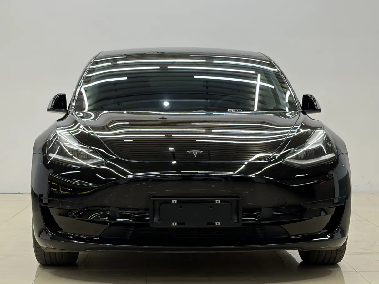 Tesla Model 3  из Китая