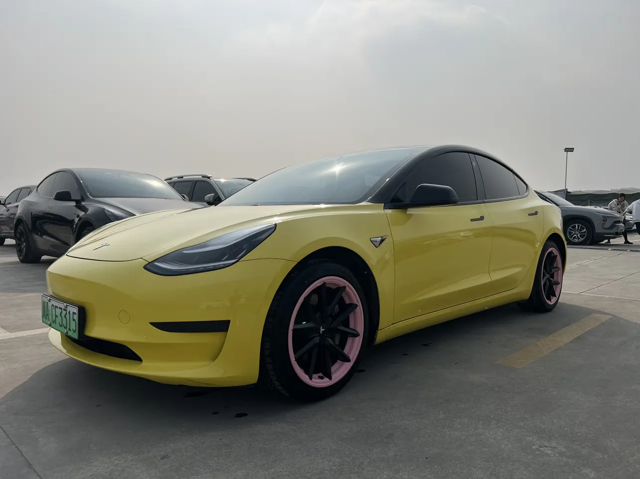 Tesla Model 3  из Китая