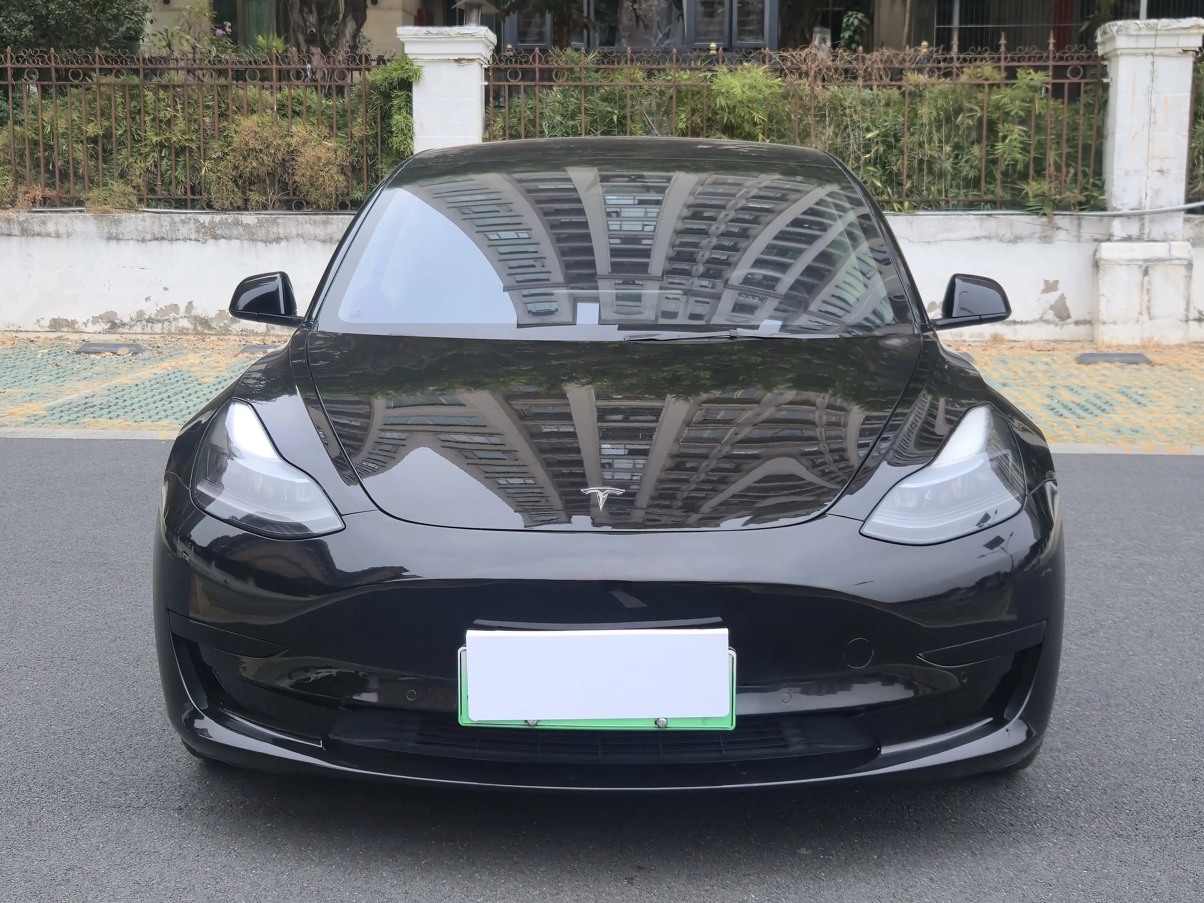 Tesla Model 3  из Китая