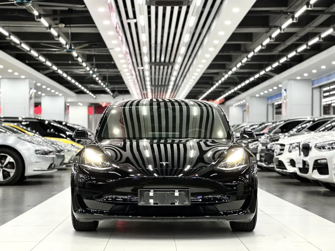 Tesla Model 3  из Китая