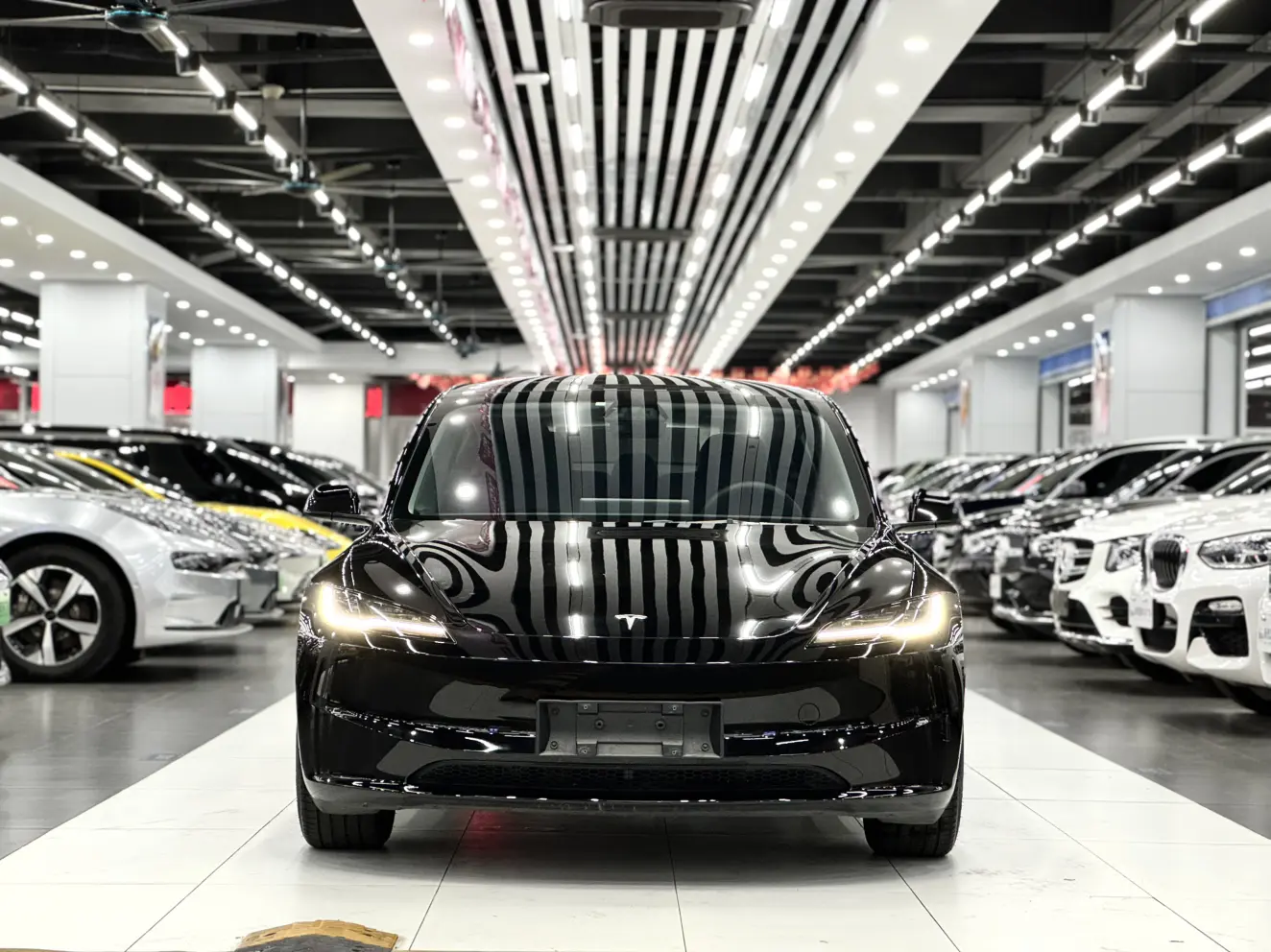 Tesla Model 3  из Китая