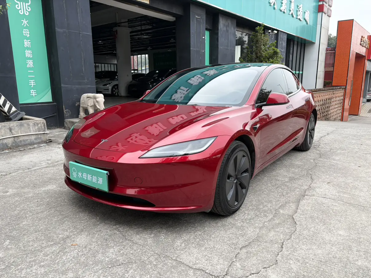 Tesla Model 3  из Китая