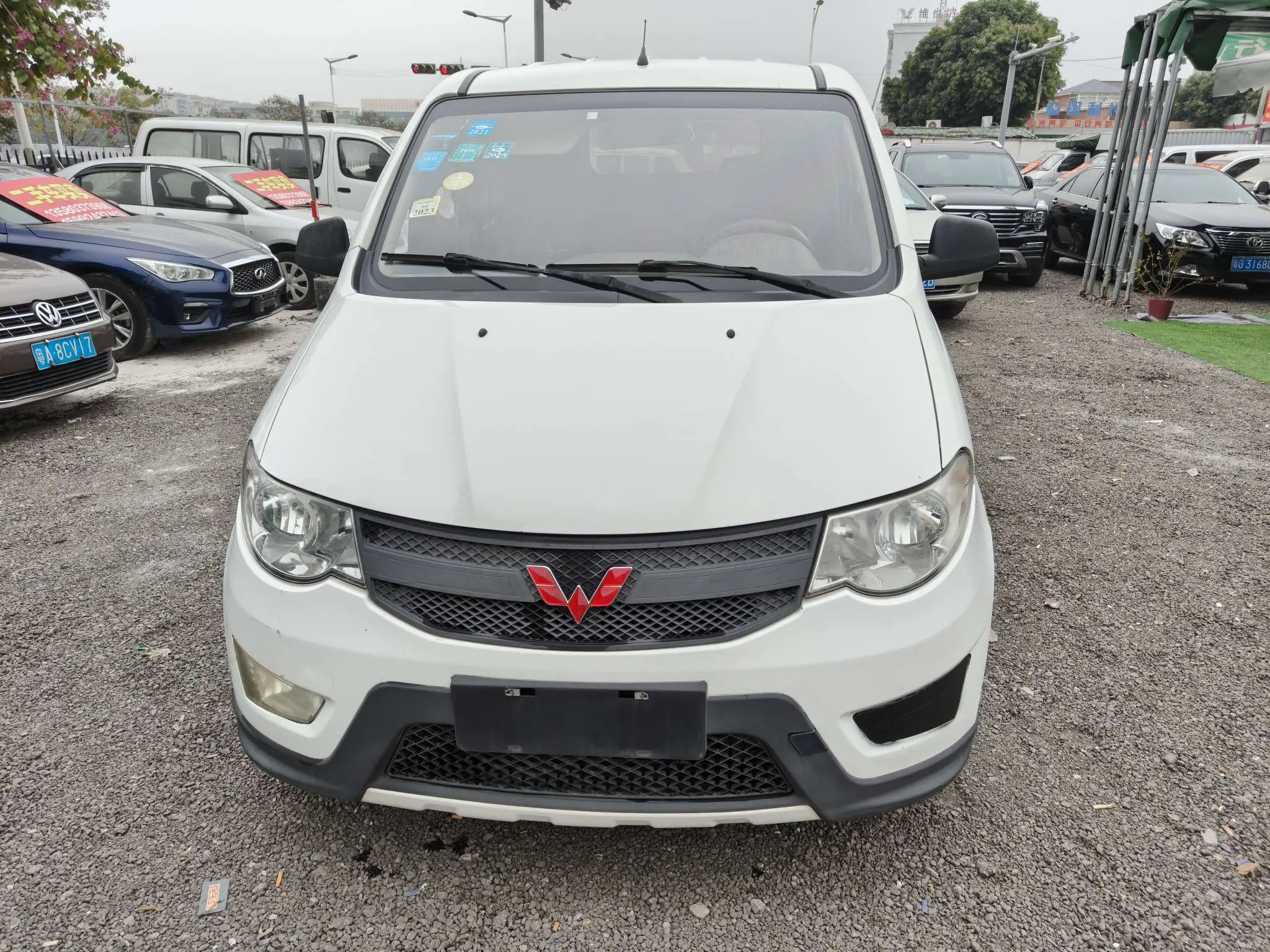 Wuling Hongguang  из Китая