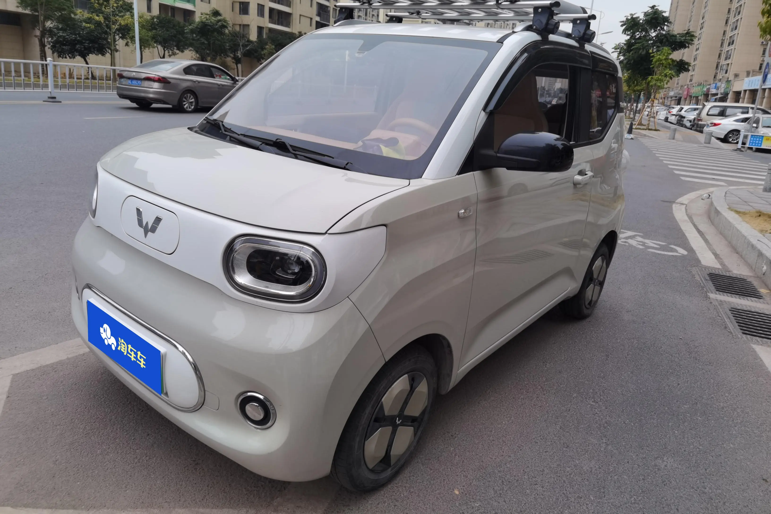 Wuling Hongguang MINIEV  из Китая